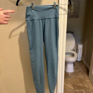 5 Dancewear - Teal Leggings with Mesh with Matching Sports Bra - Small Adult